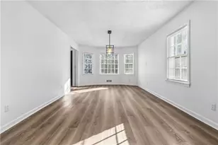 631 Bralorne Dr, Stone Mountain, GA 30087 - Photo 6