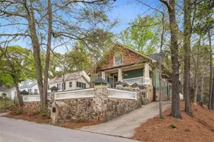 1843 Markone St NW, Atlanta, GA 30318 - Photo 2