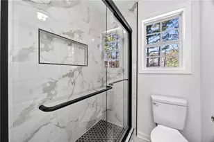 1322 Melrose Woods Ln, Lawrenceville, GA 30045 - Photo 18