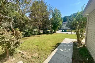 3763 Soapstone Rd, Decatur, GA 30034 - Photo 2