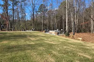 215 Winterberry Wy, Roswell, GA 30075 - Photo 12