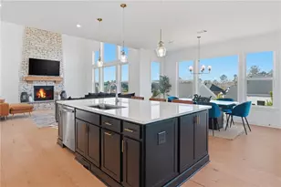 895 Michigan Cir, Hoschton, GA 30548 - Photo 14