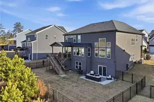 895 Michigan Cir, Hoschton, GA 30548 - Photo 8