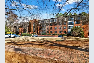 27405 Plantation Drive NE, Atlanta, GA 30324 - Photo 4