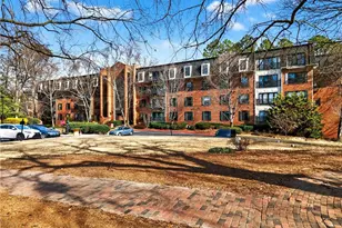 27405 Plantation Dr NE, Atlanta, GA 30324 - Photo 4