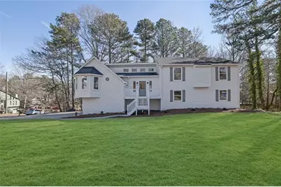 10 Bramblewood Place SW, Cartersville, GA 30120 - Photo 2