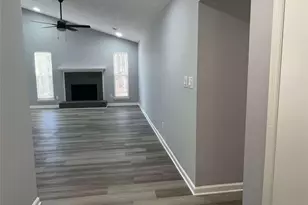 8869 Habersham Dr, Jonesboro, GA 30238 - Photo 6