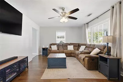 2951 Palm Drive, East Point, GA 30344 - Photo 4