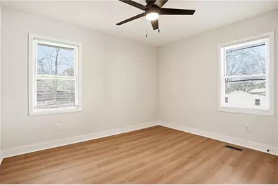 127 Perry Street, Loganville, GA 30052 - Photo 18