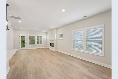 2858 Aralynn, College Park, GA 30337 - Photo 4