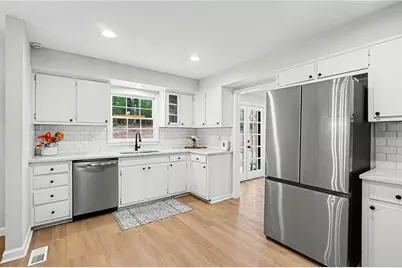 5303 Corinth Drive, Stone Mountain, GA 30087 - Photo 12