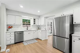 5303 Corinth Dr, Stone Mountain, GA 30087 - Photo 12