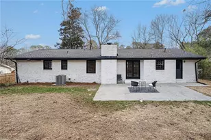 5303 Corinth Dr, Stone Mountain, GA 30087 - Photo 26