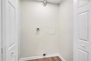 5303 Corinth Dr, Stone Mountain, GA 30087 - Photo 14