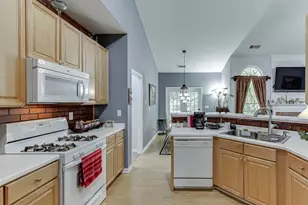 1258 Rocky Branch Tr, Lawrenceville, GA 30043 - Photo 4