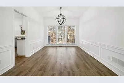 10895 Glenbarr Drive, Johns Creek, GA 30097 - Photo 4