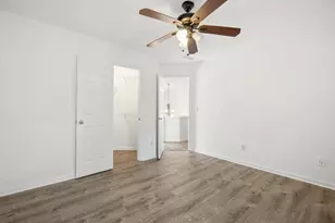 10895 Glenbarr Dr, Johns Creek, GA 30097 - Photo 24