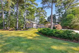 4953 Vermack Rd, Dunwoody, GA 30338 - Photo 2