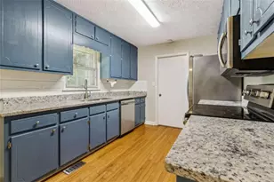 406 Farm St, Loganville, GA 30052 - Photo 12