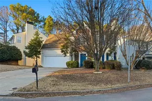 2250 Winthrope Way Dr, Alpharetta, GA 30009 - Photo 2