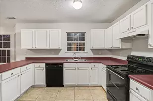 1067 Misty Meadows Point, Hampton, GA 30228 - Photo 8