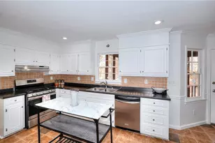 990 Providence Dr, Lawrenceville, GA 30044 - Photo 10