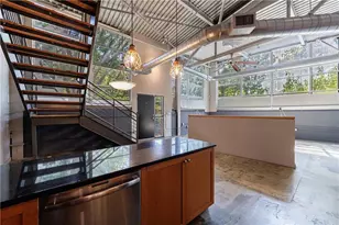 400 Village Parkway NE, Atlanta, GA 30306 - Photo 20