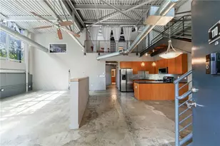 400 Village Parkway NE, Atlanta, GA 30306 - Photo 12