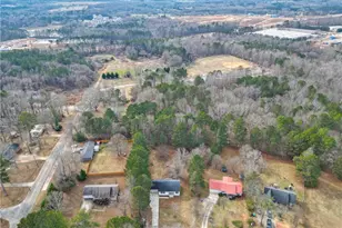 585 Pendergrass Dr, Statham, GA 30666 - Photo 34