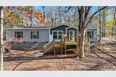 163 M T Trail, Commerce, GA 30530 - Photo 1