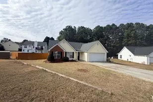 947 Wayne Dr, Snellville, GA 30078 - Photo 2