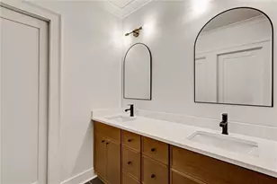 724 NW Bradford St, Gainesville, GA 30501 - Photo 36