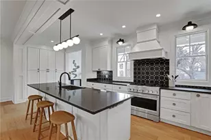 724 NW Bradford St, Gainesville, GA 30501 - Photo 6