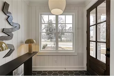 724 NW Bradford Street, Gainesville, GA 30501 - Photo 4