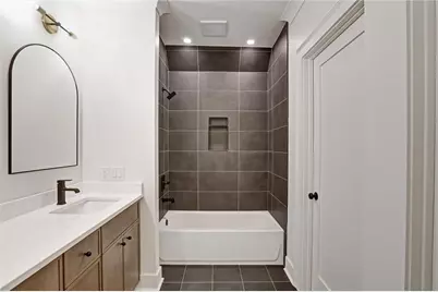 724 NW Bradford Street, Gainesville, GA 30501 - Photo 34