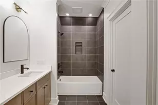 724 NW Bradford St, Gainesville, GA 30501 - Photo 34