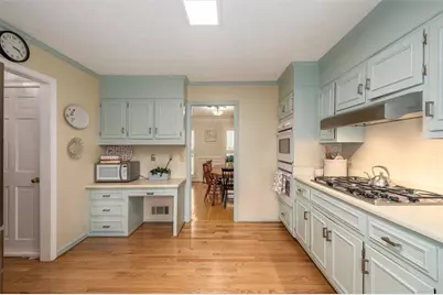 2086 Mountain Creek Court, Smoke Rise, GA 30087 - Photo 18