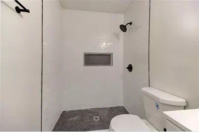 390 Rocky Point Road, Covington, GA 30014 - Photo 16