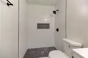 390 Rocky Point Rd, Covington, GA 30014 - Photo 16