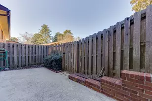 2535 Bradford Square NE, Atlanta, GA 30345 - Photo 30