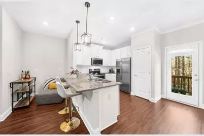 2561 Castellan Drive, Atlanta, GA 30316 - Photo 10