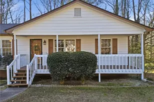 5641 Riding Woods Dr SW, Powder Springs, GA 30127 - Photo 4