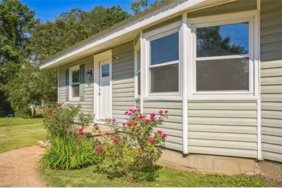 309 Lagrange Street, Grantville, GA 30220 - Photo 2