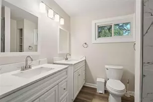 309 Lagrange St, Grantville, GA 30220 - Photo 16