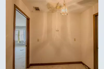 4736 Bridgewater Drive, Lilburn, GA 30047 - Photo 14