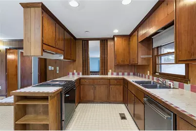 571 Greenvalley Drive, Winder, GA 30680 - Photo 16