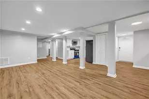 1008 Lindridge Dr NE, Atlanta, GA 30324 - Photo 18