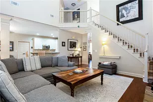 4010 Rockingham Dr, Roswell, GA 30075 - Photo 8