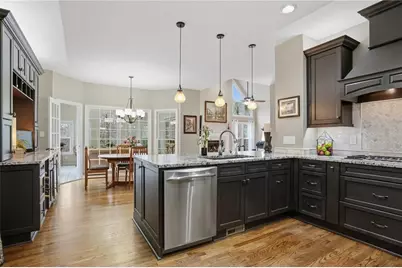 615 Wexford Close, Roswell, GA 30075 - Photo 6