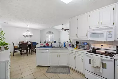 709 Jacoby Drive, Loganville, GA 30052 - Photo 10